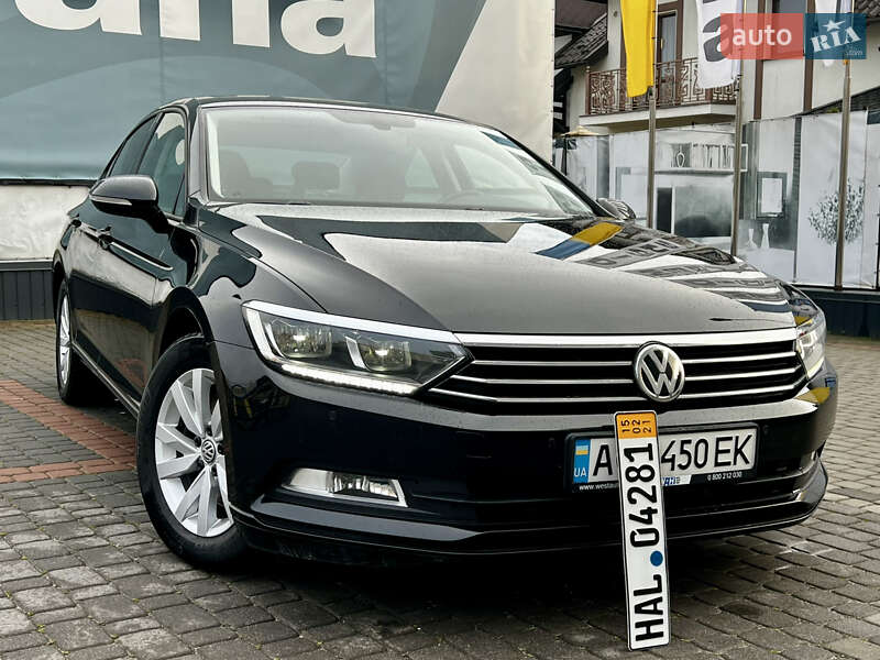 Седан Volkswagen Passat 2017 в Тернополе