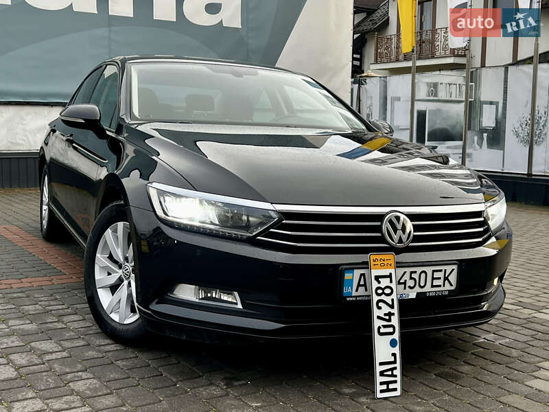 Седан Volkswagen Passat 2017 в Тернополе