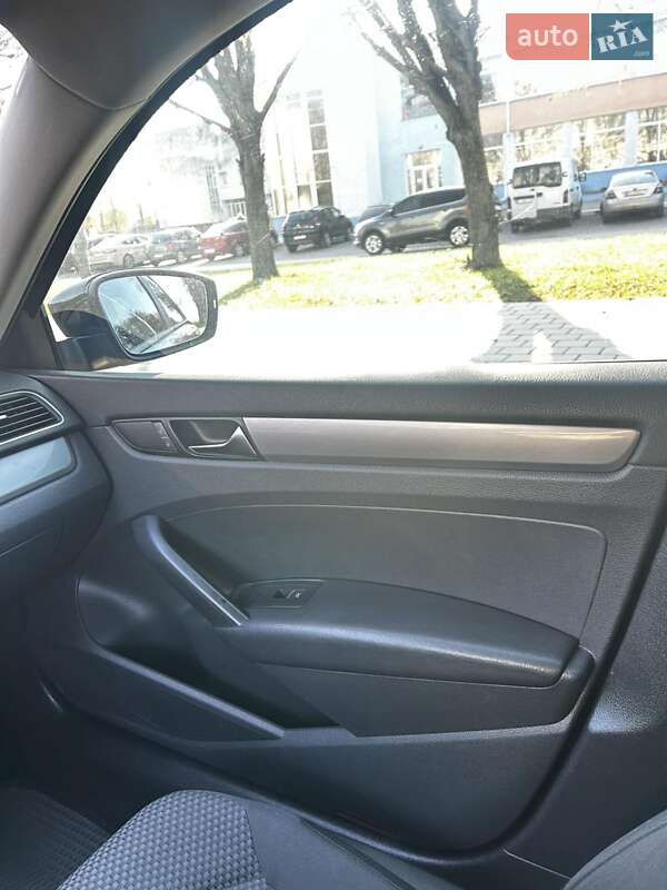 Седан Volkswagen Passat 2012 в Черкассах фото 14 Седан Volkswagen Passat 2012 в Черкассах