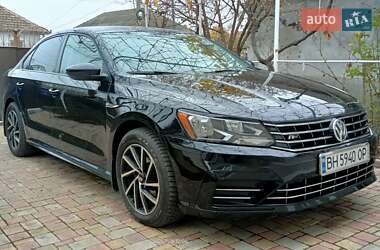 Седан Volkswagen Passat 2016 в Києві