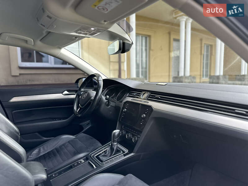 Универсал Volkswagen Passat 2017 в Тернополе