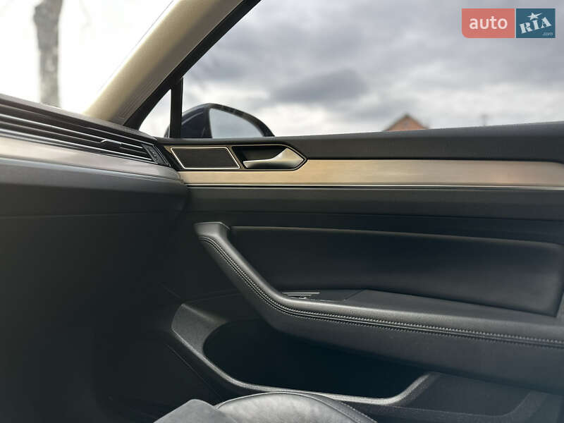 Универсал Volkswagen Passat 2017 в Тернополе