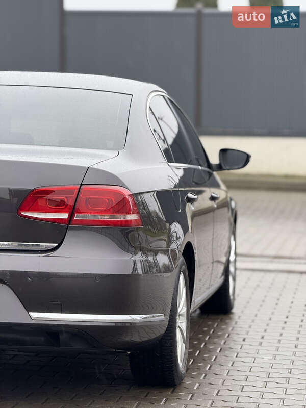 Седан Volkswagen Passat 2011 в Луцке фото 12 Седан Volkswagen Passat 2011 в Луцке