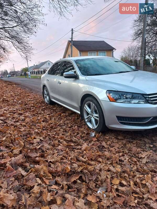 Седан Volkswagen Passat 2014 в Горохові