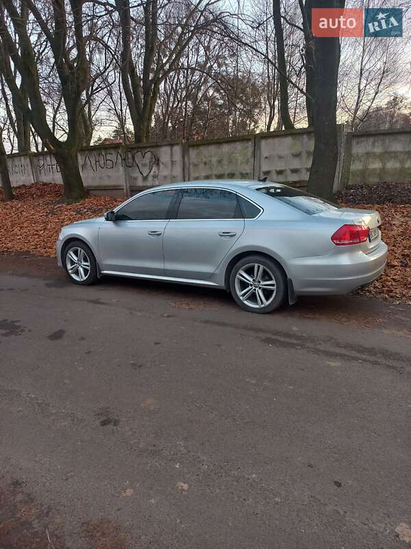 Седан Volkswagen Passat 2014 в Горохові