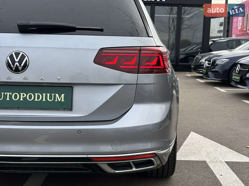 Универсал Volkswagen Passat 2020 в Киеве фото 15 Универсал Volkswagen Passat 2020 в Киеве