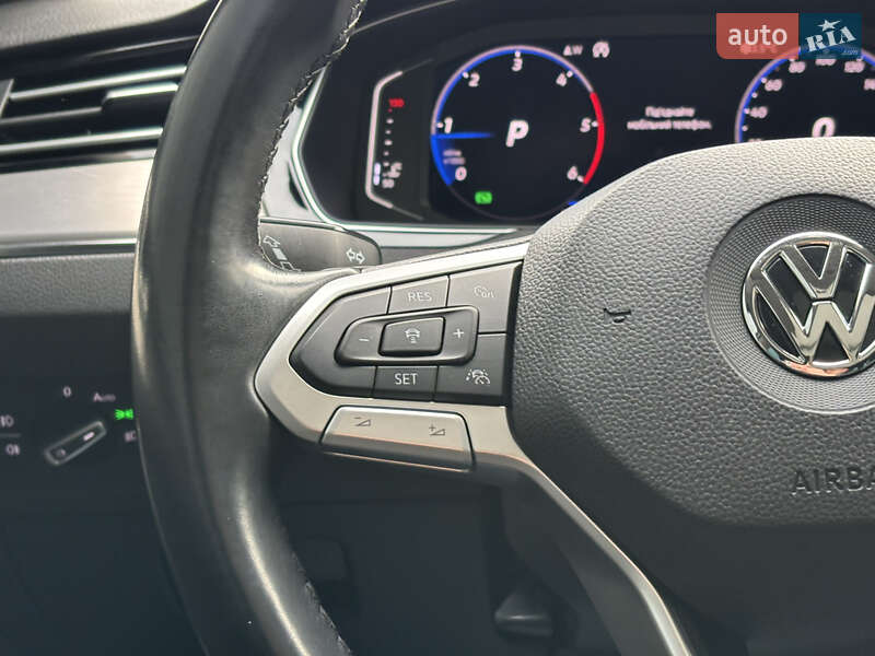 Универсал Volkswagen Passat 2020 в Киеве фото 28 Универсал Volkswagen Passat 2020 в Киеве