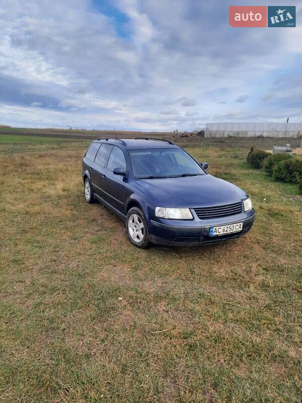 Универсал Volkswagen Passat 1998 в Сарнах