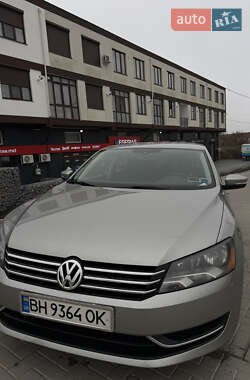 Седан Volkswagen Passat 2012 в Одессе