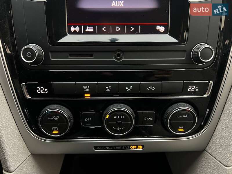 Седан Volkswagen Passat 2017 в Одесі