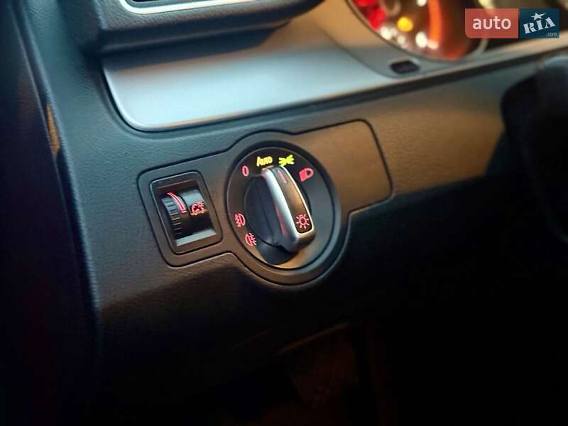 Універсал Volkswagen Passat 2014 в Львові фото 20 Універсал Volkswagen Passat 2014 в Львові