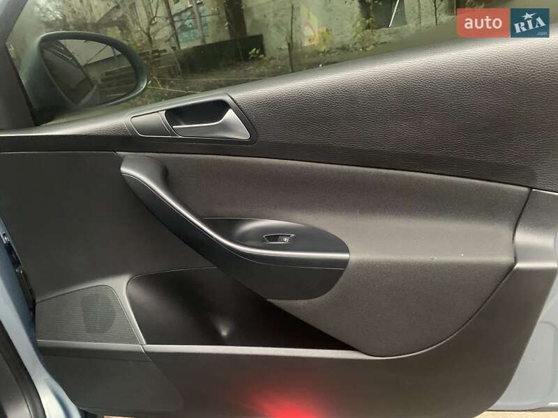 Седан Volkswagen Passat 2009 в Виннице