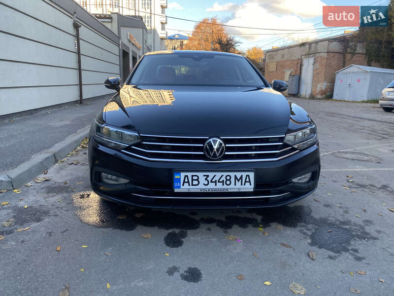 Седан Volkswagen Passat 2020 в Виннице