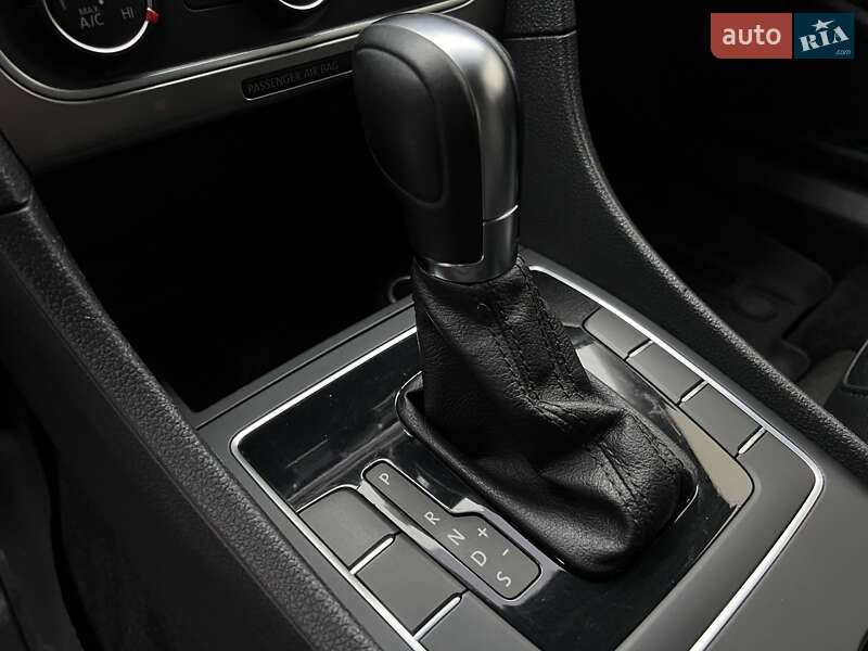 Седан Volkswagen Passat 2014 в Малине