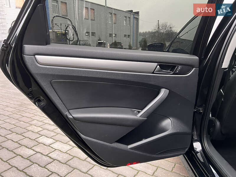 Седан Volkswagen Passat 2014 в Малине