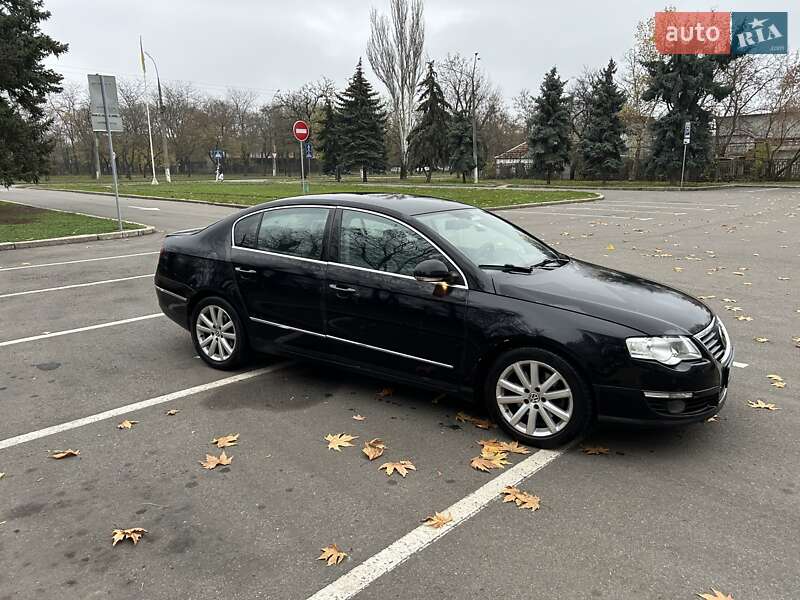 Седан Volkswagen Passat 2006 в Миколаєві