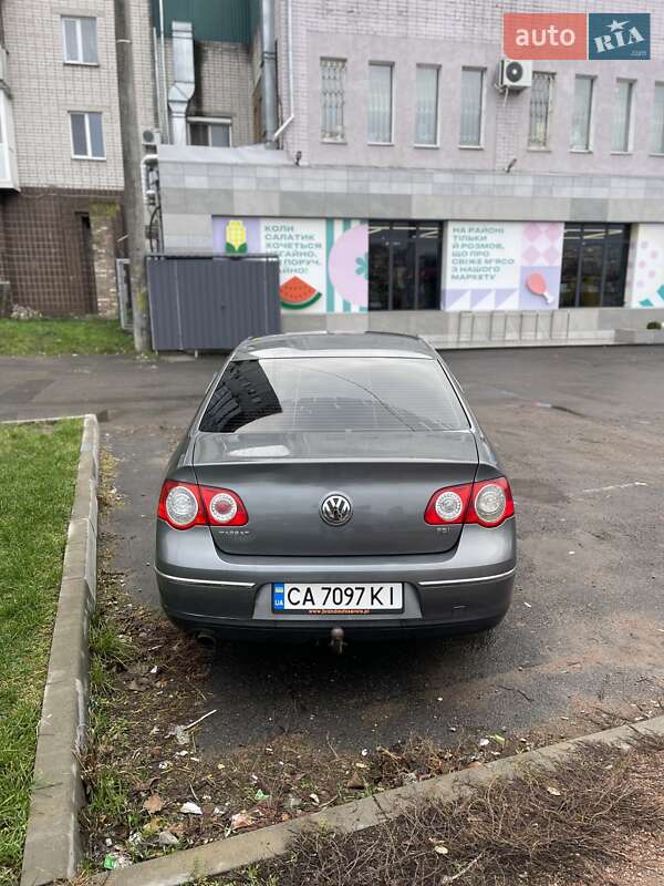 Седан Volkswagen Passat 2006 в Умани