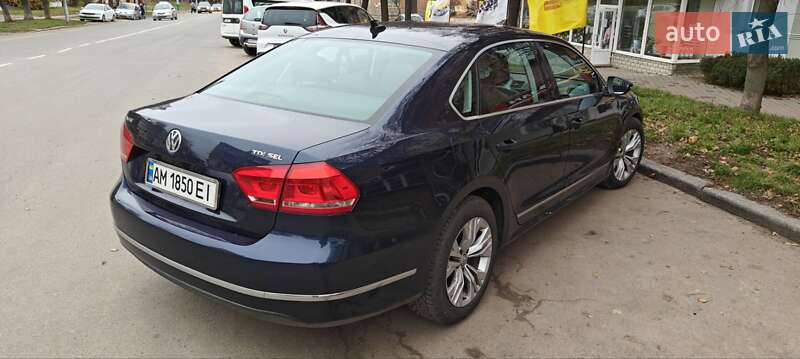 Седан Volkswagen Passat 2012 в Бердичеве