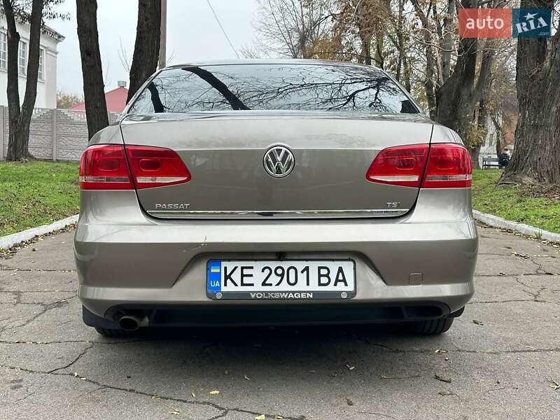 Седан Volkswagen Passat 2011 в Каменском фото 8 Седан Volkswagen Passat 2011 в Каменском