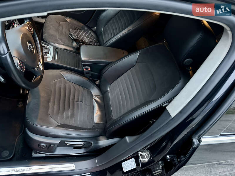 Седан Volkswagen Passat 2012 в Киеве