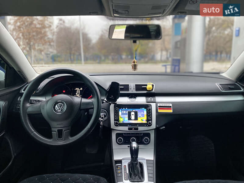 Универсал Volkswagen Passat 2013 в Николаеве