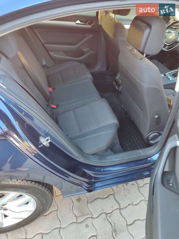 Седан Volkswagen Passat 2016 в Львове фото 10 Седан Volkswagen Passat 2016 в Львове