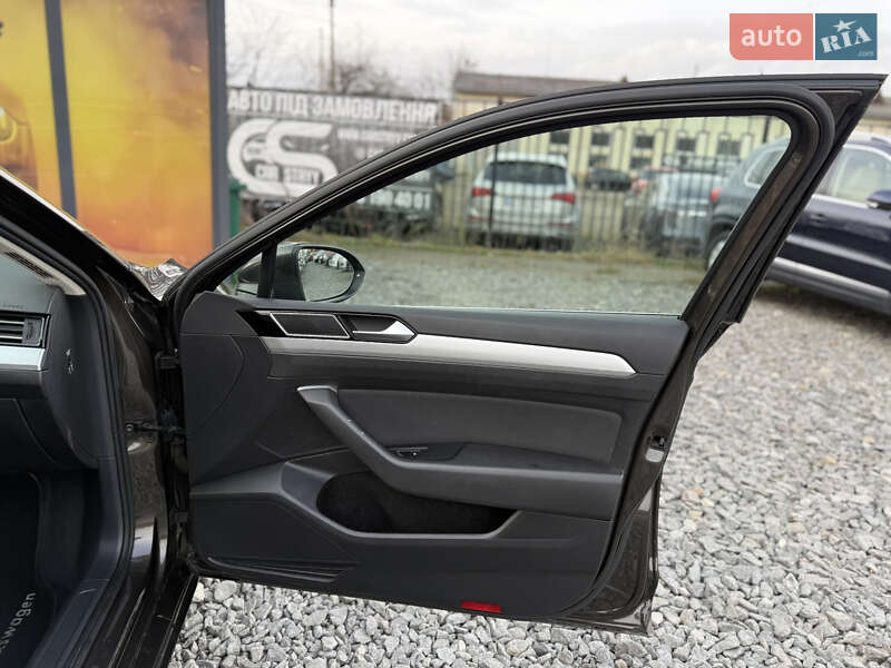 Универсал Volkswagen Passat 2016 в Стрые