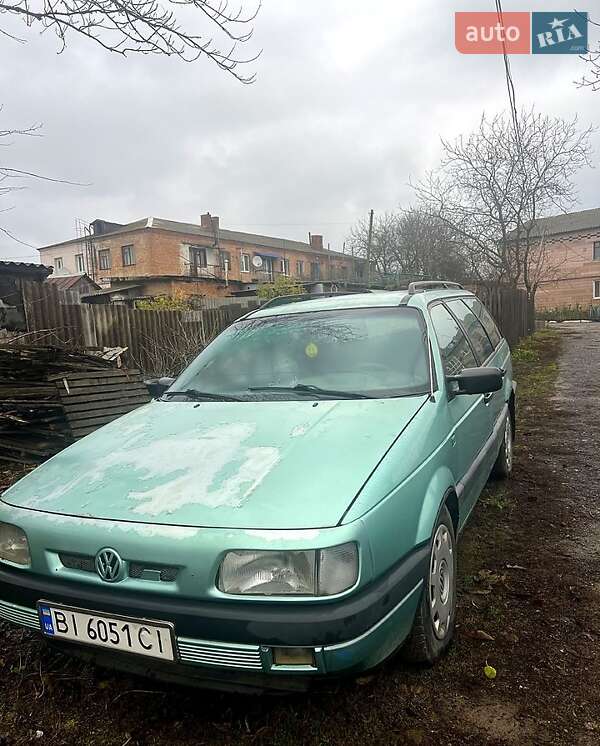 Универсал Volkswagen Passat 1992 в Полтаве фото Универсал Volkswagen Passat 1992 в Полтаве