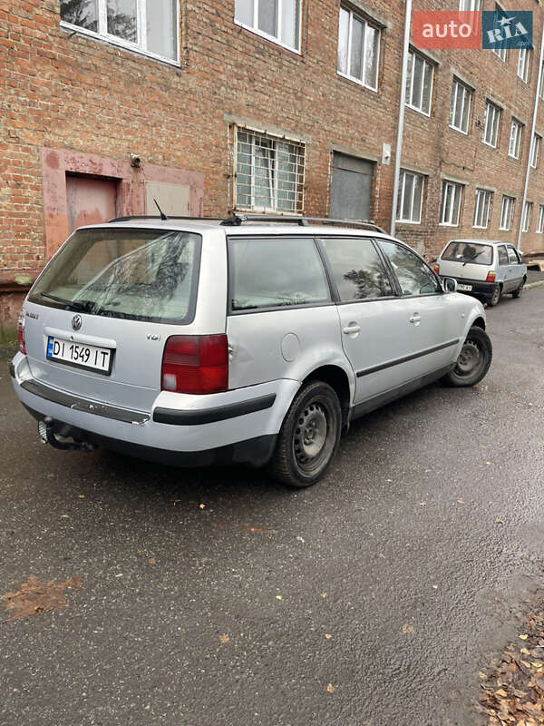 Универсал Volkswagen Passat 2000 в Киеве