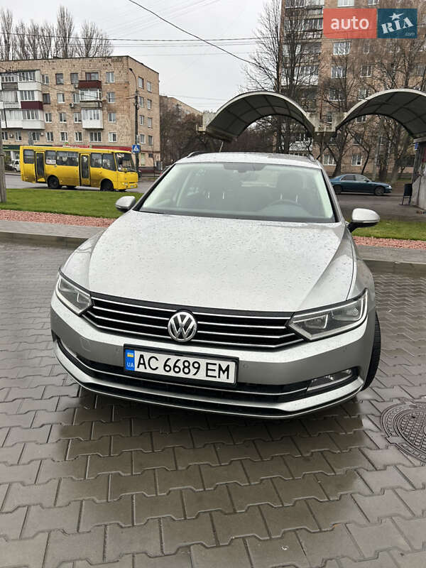 Универсал Volkswagen Passat 2016 в Луцке