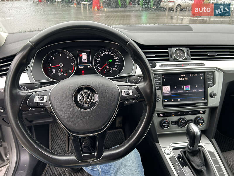 Универсал Volkswagen Passat 2016 в Луцке