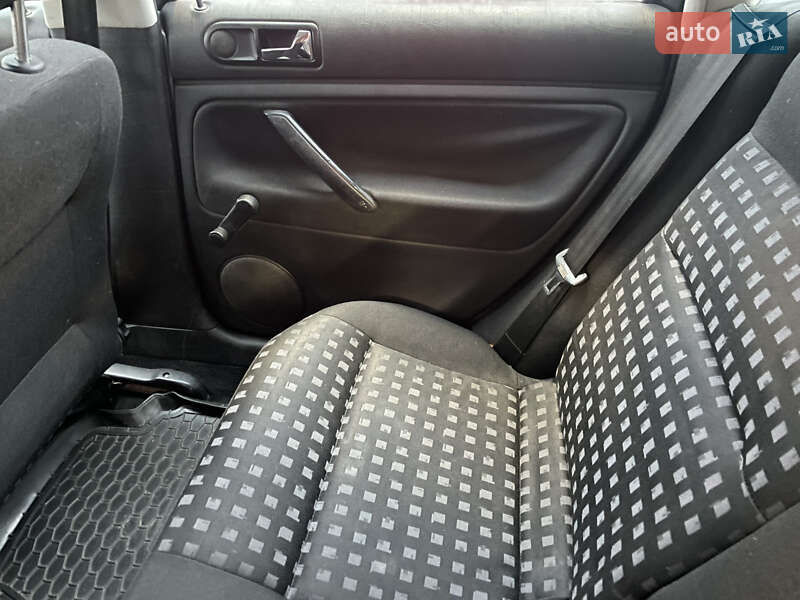 Універсал Volkswagen Passat 1999 в Борисполі