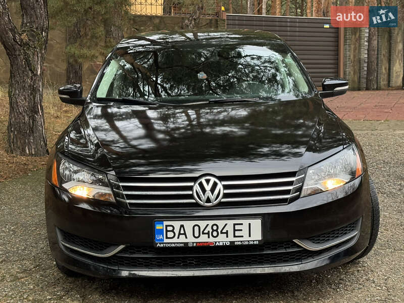 Седан Volkswagen Passat 2014 в Киеве