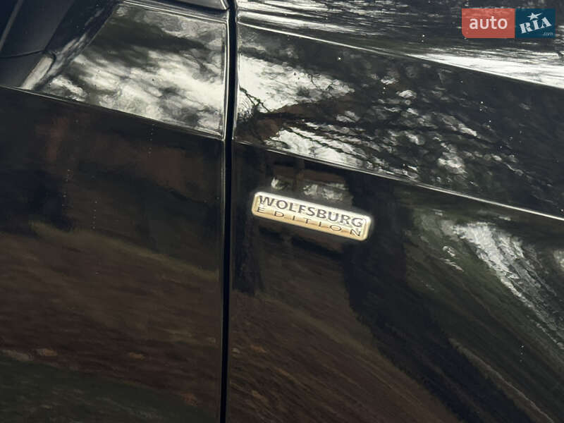 Седан Volkswagen Passat 2014 в Киеве