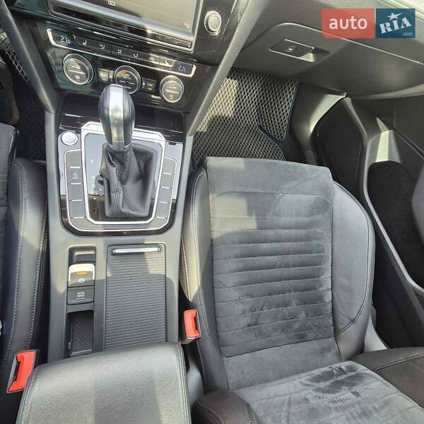 Универсал Volkswagen Passat 2015 в Тернополе