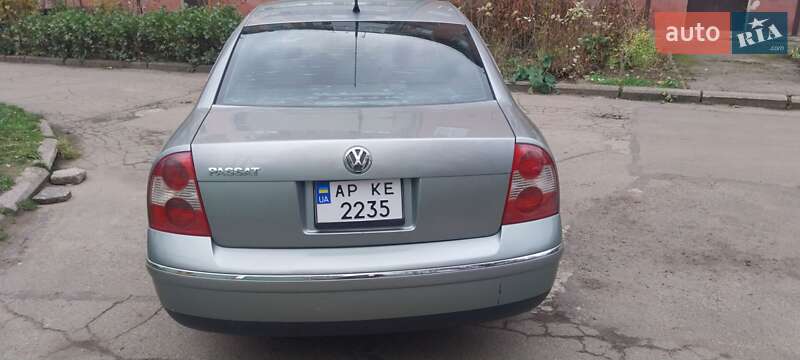 Седан Volkswagen Passat 2004 в Запоріжжі