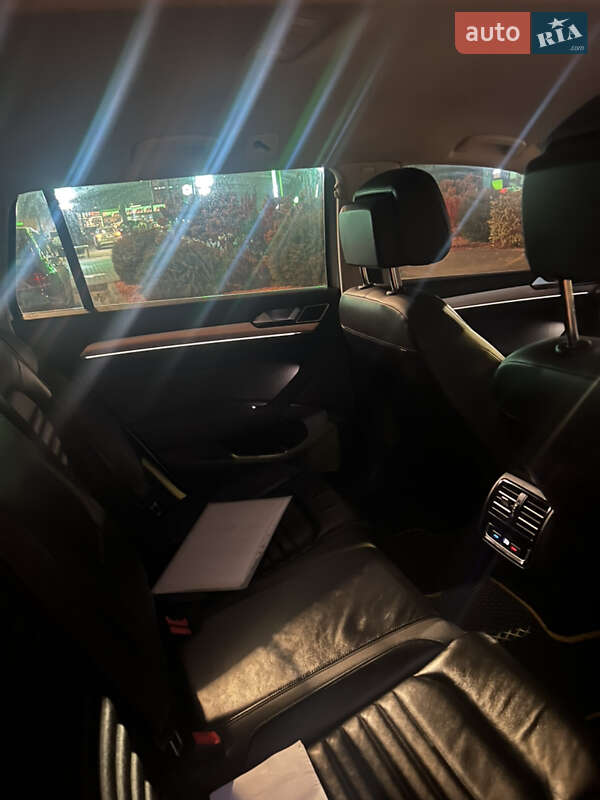 Универсал Volkswagen Passat 2014 в Хмельницком