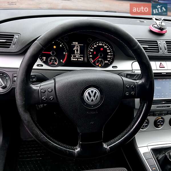 Универсал Volkswagen Passat 2010 в Чернигове