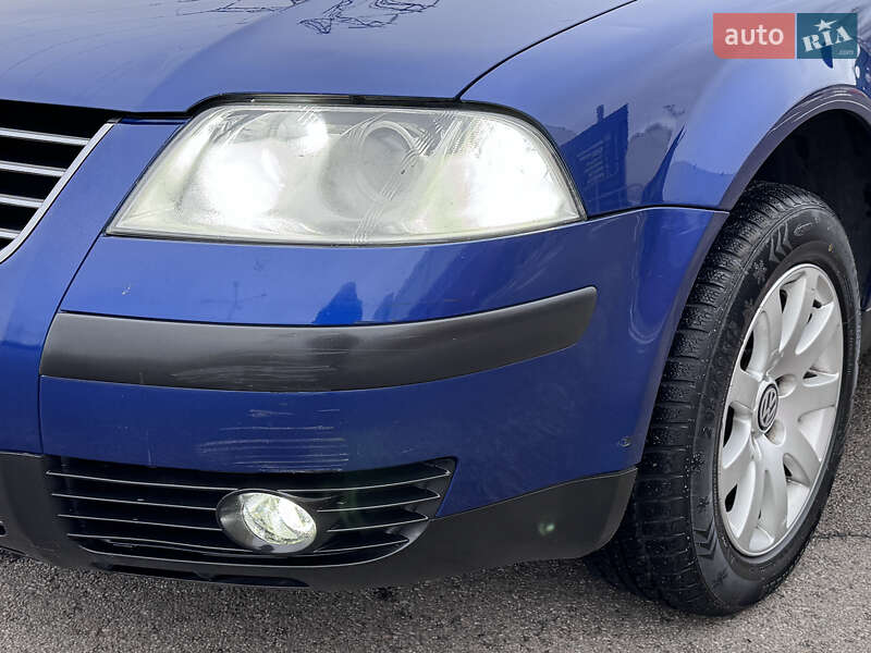 Универсал Volkswagen Passat 2003 в Киеве