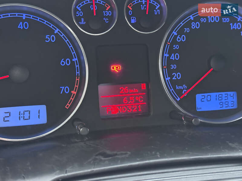 Универсал Volkswagen Passat 2003 в Киеве