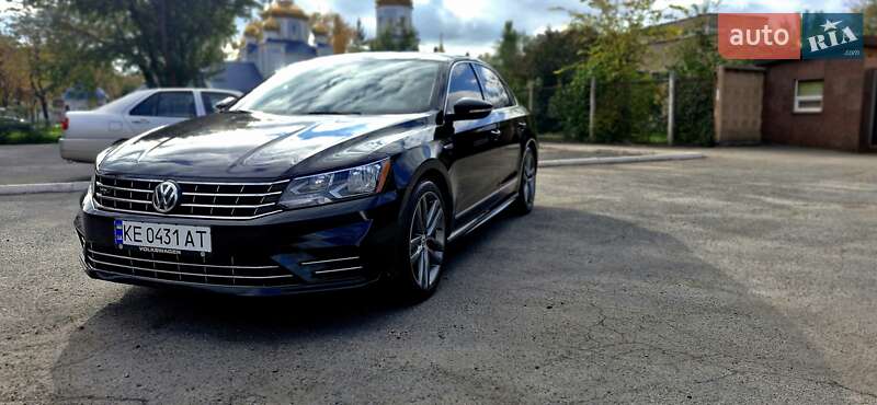 Седан Volkswagen Passat 2016 в Кривом Роге