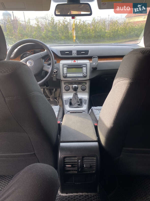 Универсал Volkswagen Passat 2006 в Черновцах фото 21 Универсал Volkswagen Passat 2006 в Черновцах
