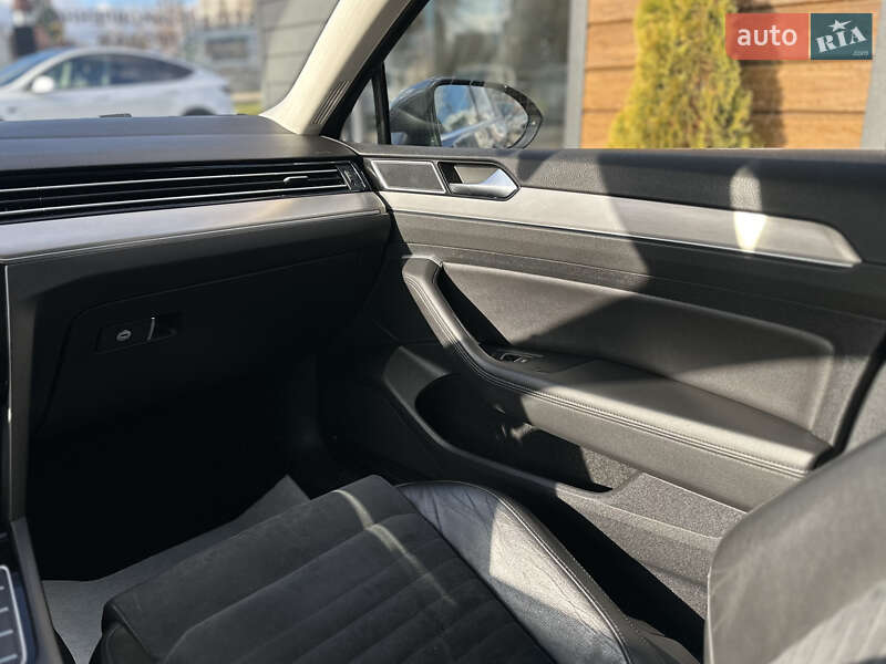 Универсал Volkswagen Passat 2015 в Шептицькому фото 42 Универсал Volkswagen Passat 2015 в Шептицькому