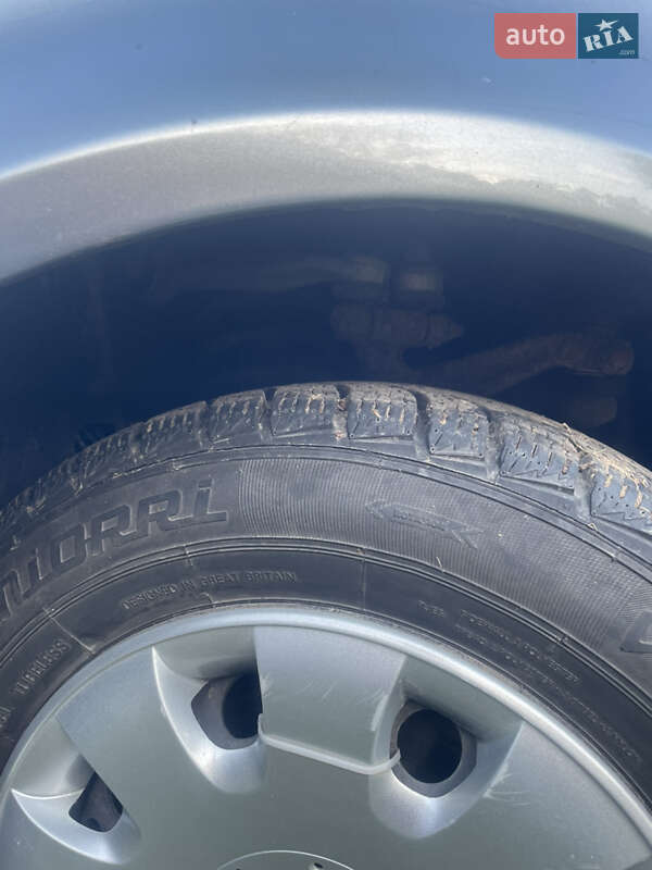 Седан Volkswagen Passat 2004 в Львові фото 4 Седан Volkswagen Passat 2004 в Львові