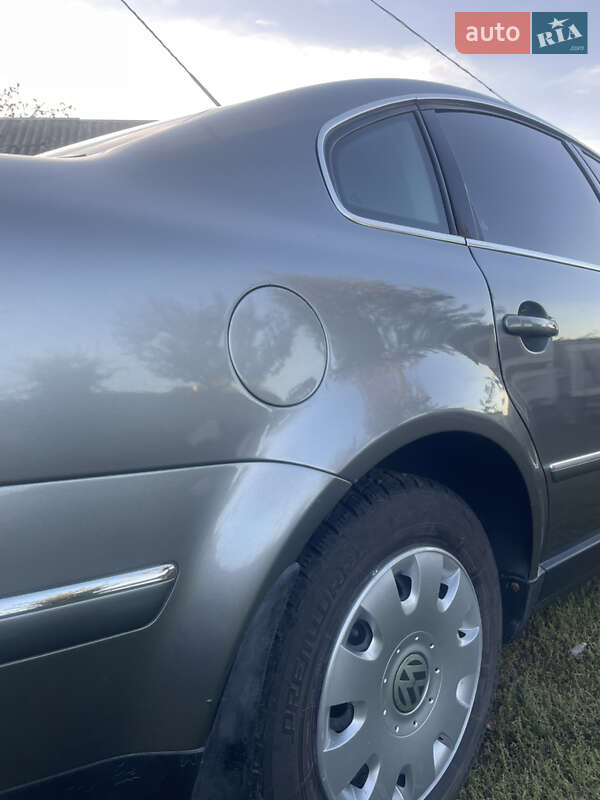 Седан Volkswagen Passat 2004 в Львові фото 30 Седан Volkswagen Passat 2004 в Львові