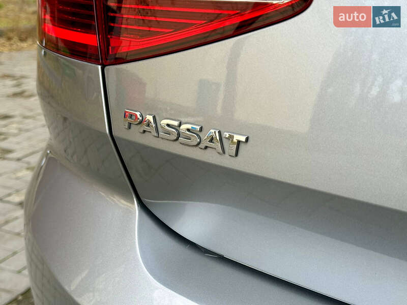 Седан Volkswagen Passat 2018 в Днепре