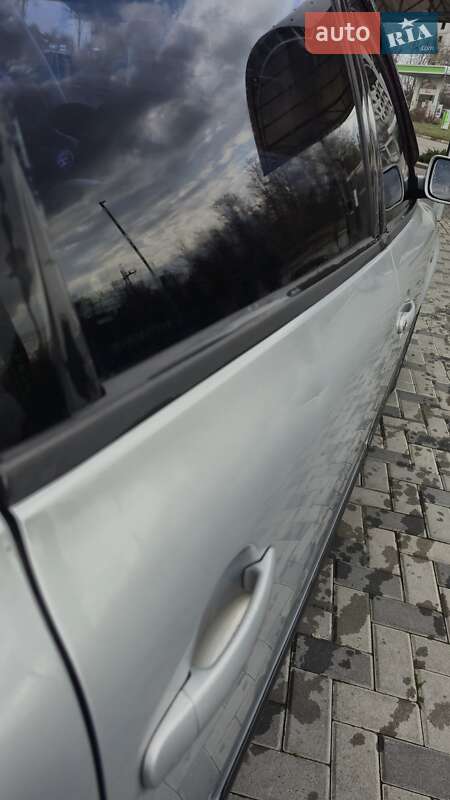 Седан Volkswagen Passat 1999 в Полтаве