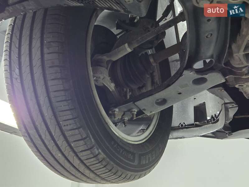 Универсал Volkswagen Passat 2021 в Виннице фото 84 Универсал Volkswagen Passat 2021 в Виннице