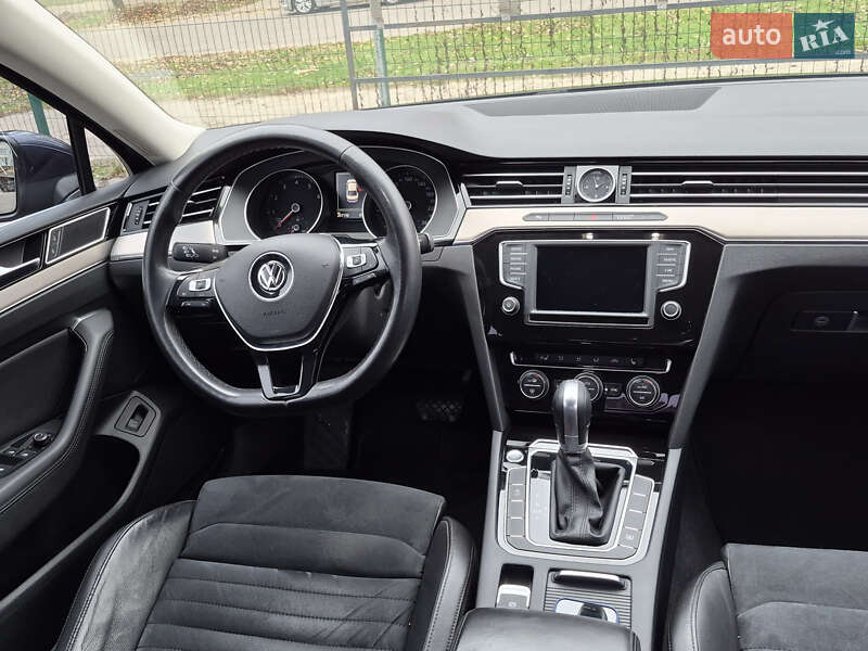Седан Volkswagen Passat 2016 в Запоріжжі фото 5 Седан Volkswagen Passat 2016 в Запоріжжі