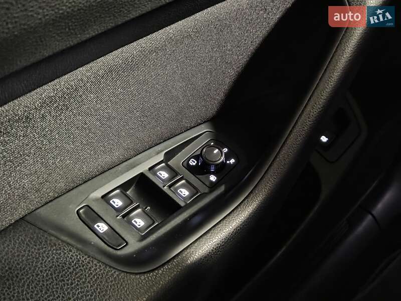 Универсал Volkswagen Passat 2021 в Виннице фото 112 Универсал Volkswagen Passat 2021 в Виннице